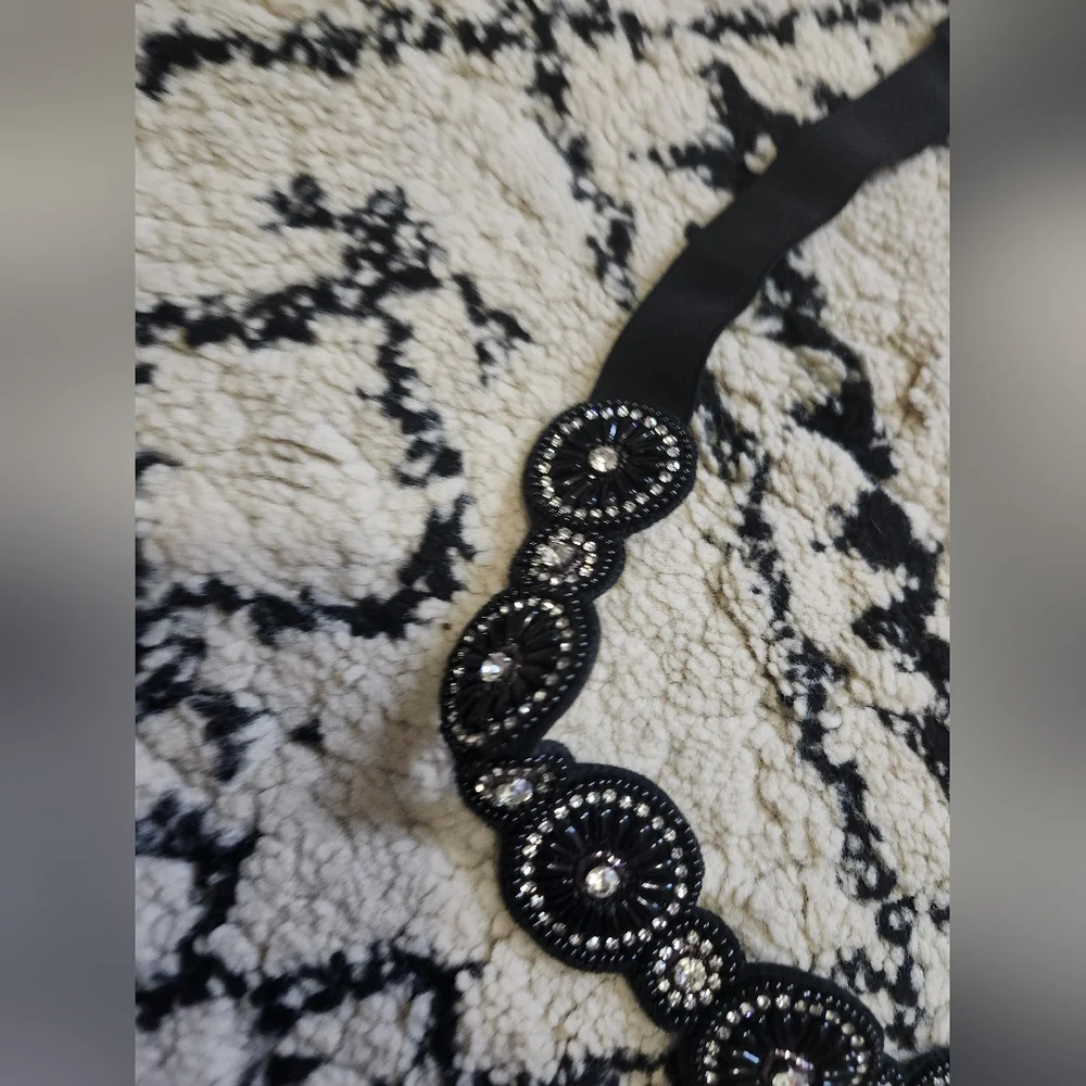 Elegant Black Beaded Women's Belt
